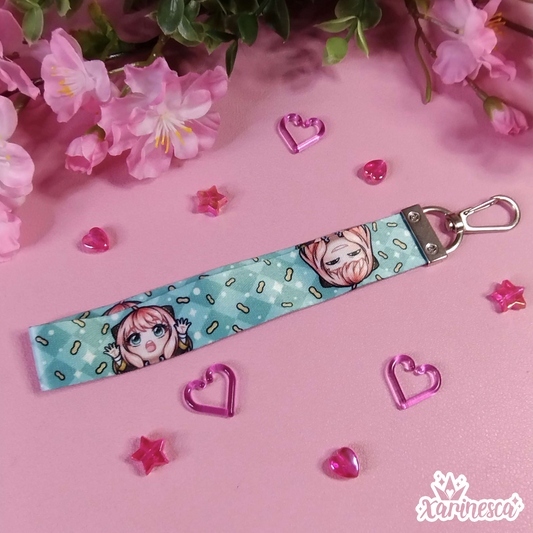 DISCONTINUE Anya Wristlet