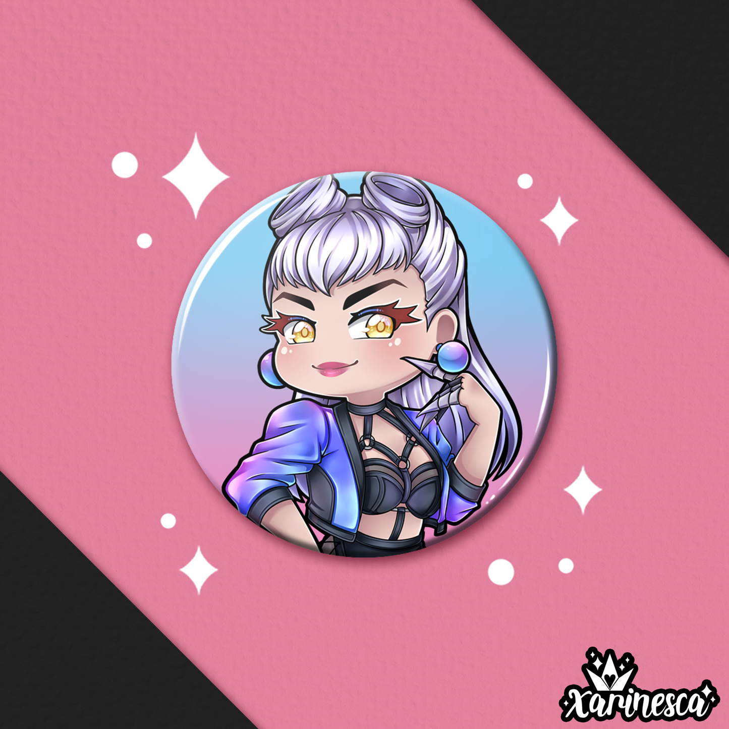 Evelynn Button Pin